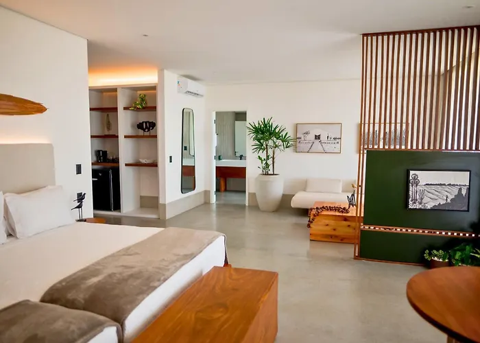 Nanii Hotel