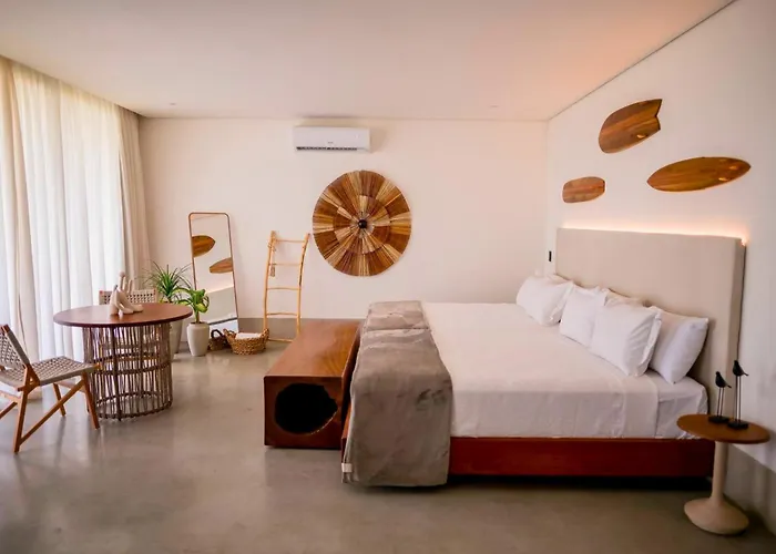 Nanii Hotel